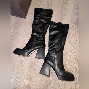 Circus by Sam Edelman Black Heeled Boots with Chunky Block Heel